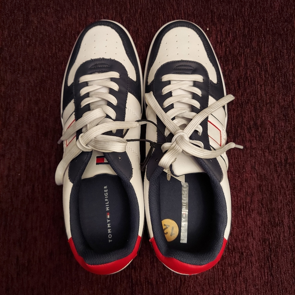 Tommy Hilfiger Mens sneakers size 12